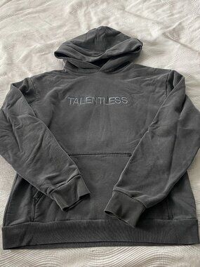 Talentless Men's Hoodie - CIRCLE LOGO EMBROIDERED Heavyweight- Steel Grey Size L
